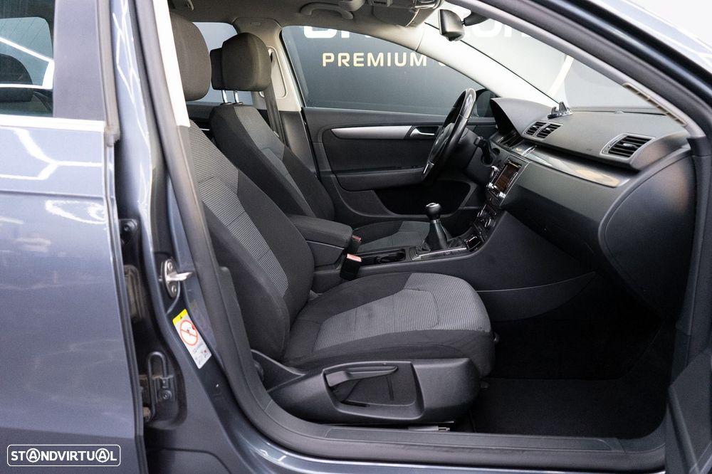 VW Passat Variant 1.6 TDI BlueMotion - 6