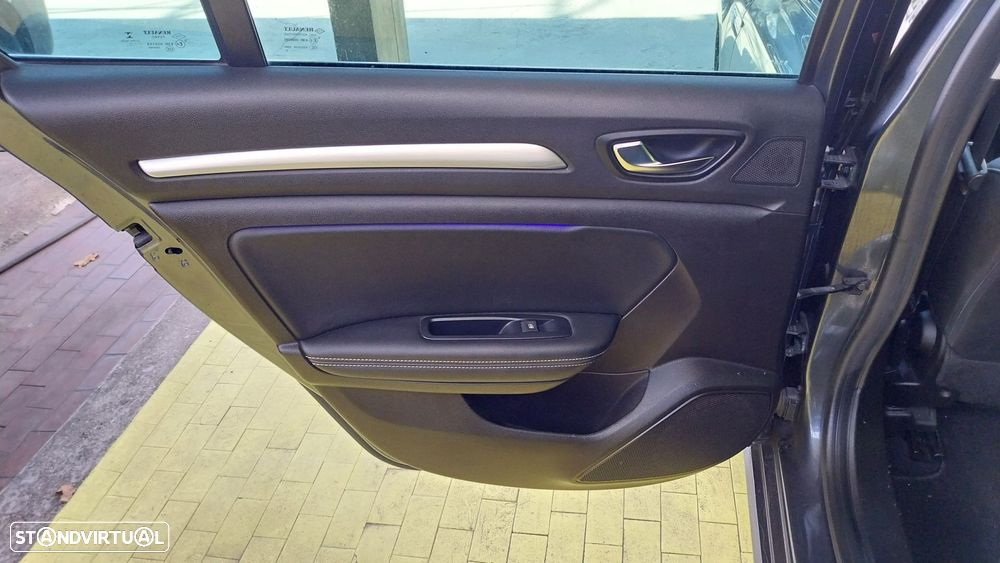Renault Mégane Sport Tourer 1.5 Blue dCi Intens EDC - 13