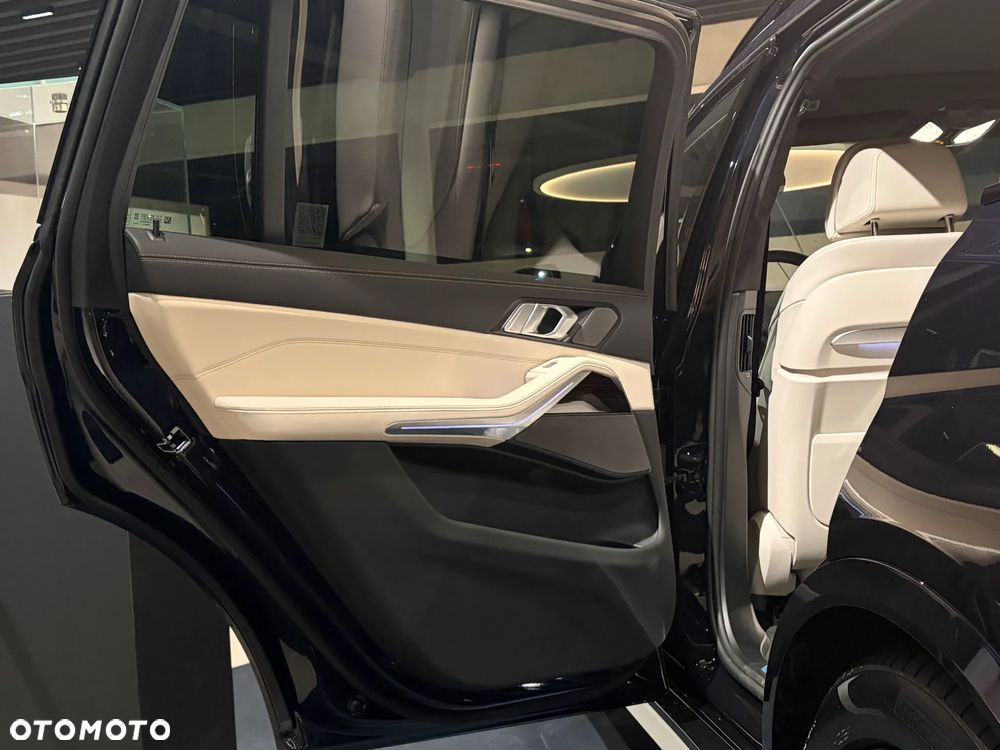 BMW X7 xDrive40d mHEV M Sport sport - 21