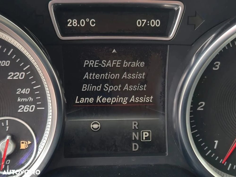 Mercedes-Benz GLE 350 d 4Matic 9G-TRONIC AMG Line - 35