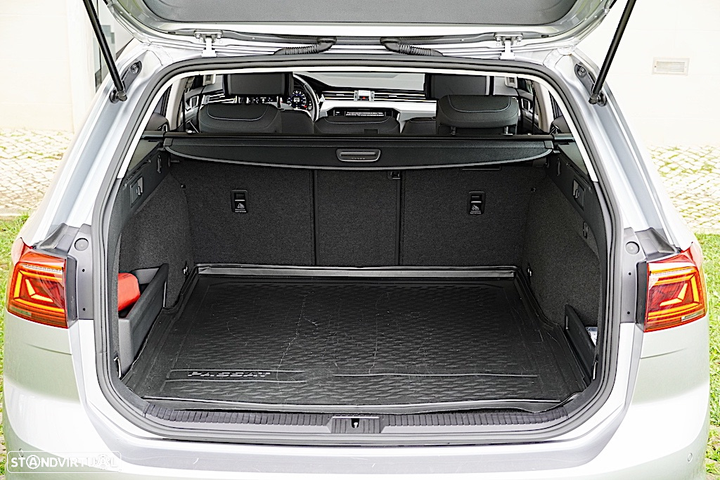 VW Passat Variant 1.4 TSI GTE Plug-in - 19