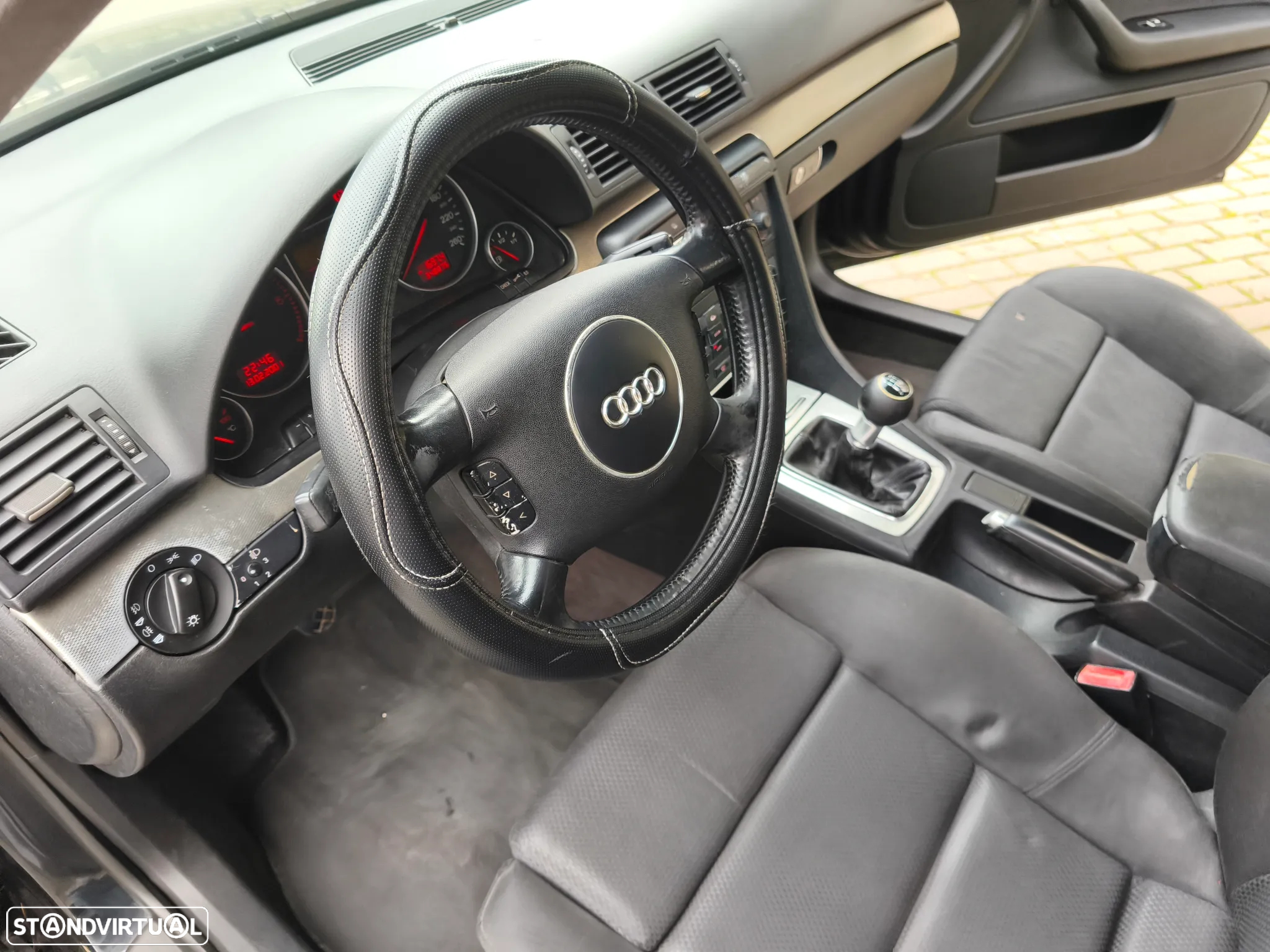 Audi A4 1.9 TDI m5 Sport - 12