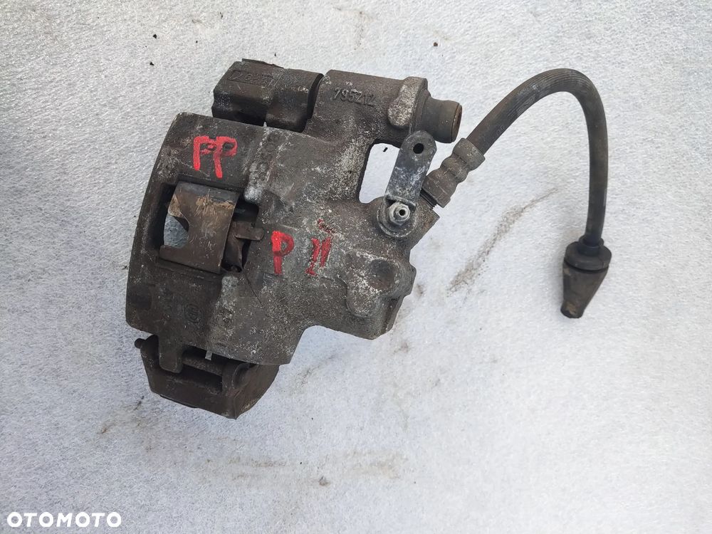 Zacisk hamulcowy prawy przód FIAT PANDA II - 1