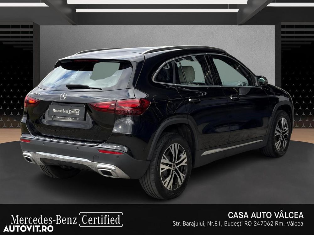 Mercedes-Benz GLA - 5