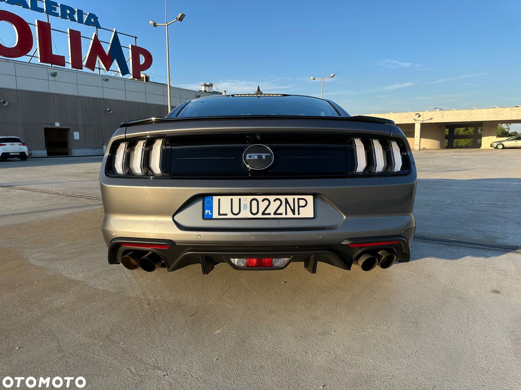 Ford Mustang 5.0 V8 GT - 12