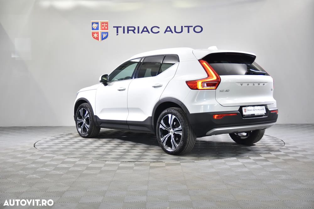 Volvo XC 40 - 3