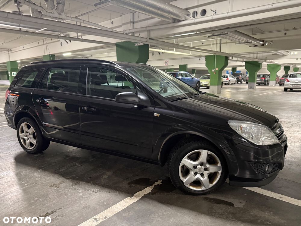 Opel Astra 1.7 CDTI DPF Cosmo - 3