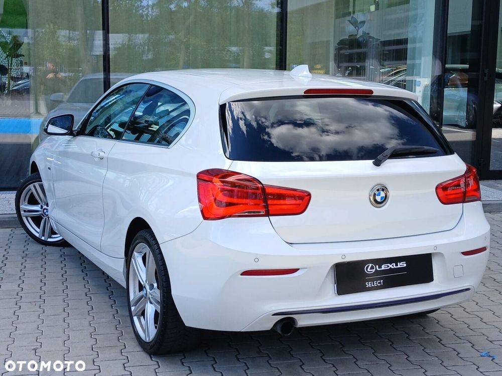BMW Seria 1 - 12