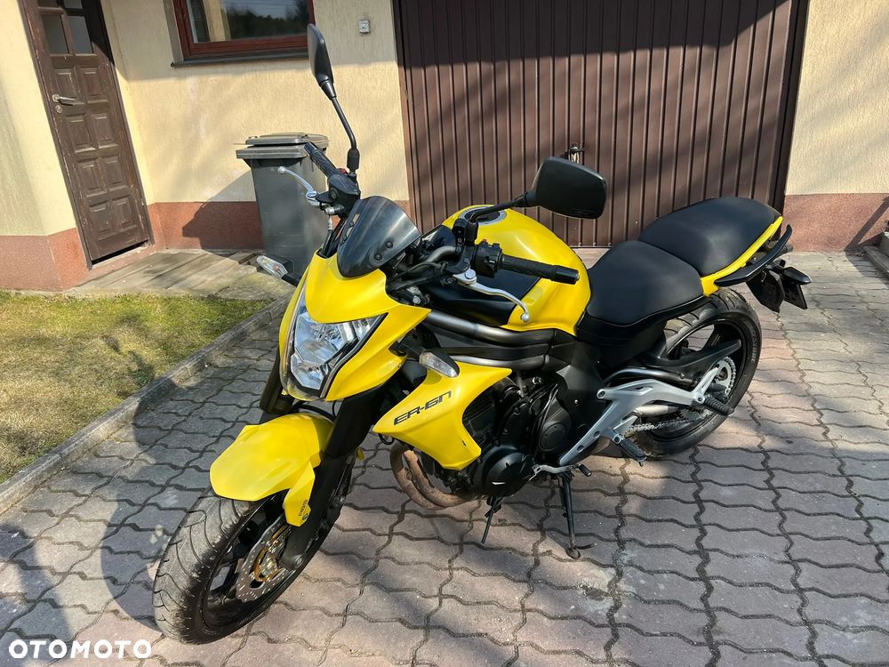 Kawasaki ER - 1