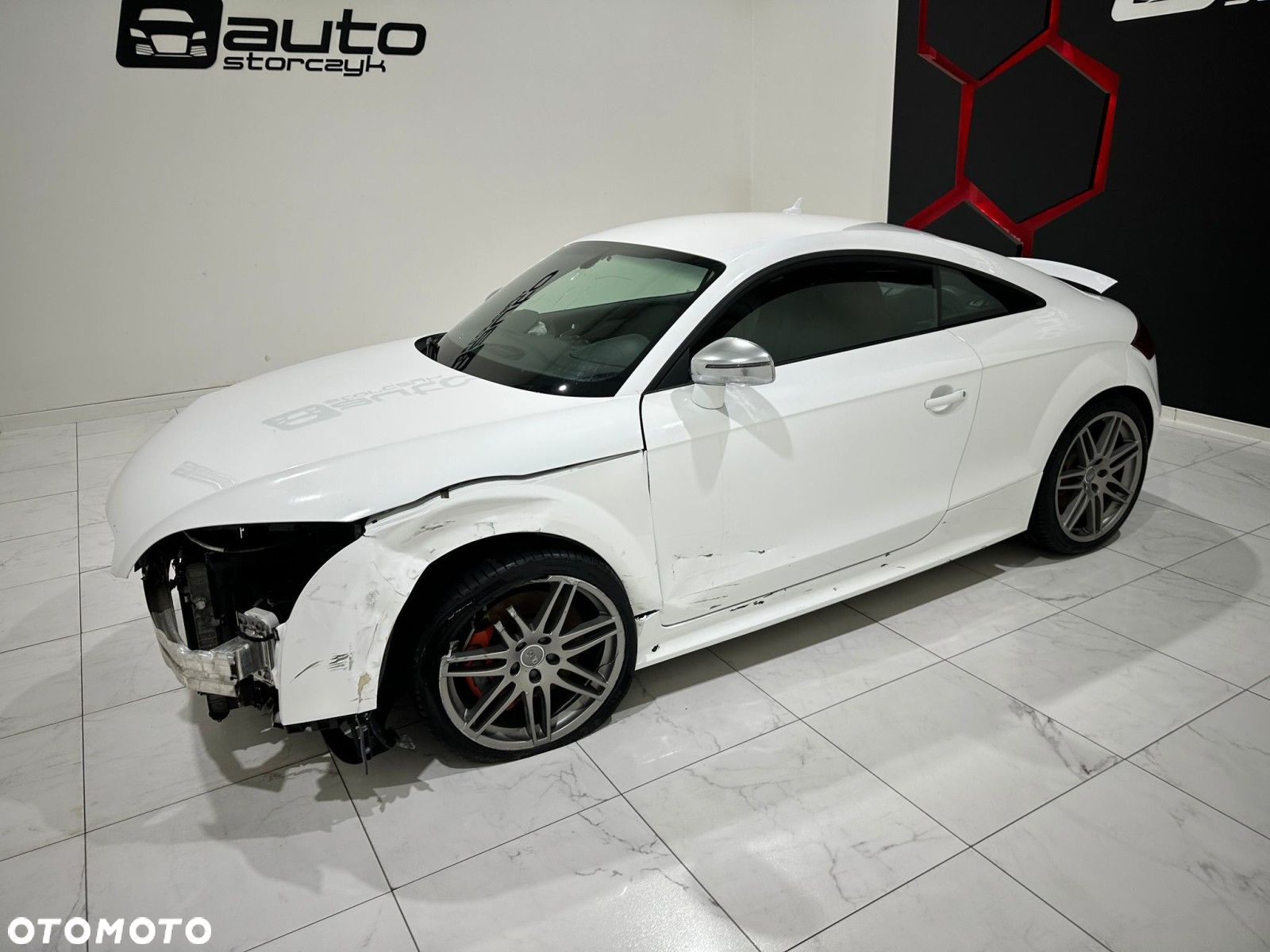 Audi TT S Coupé - 7