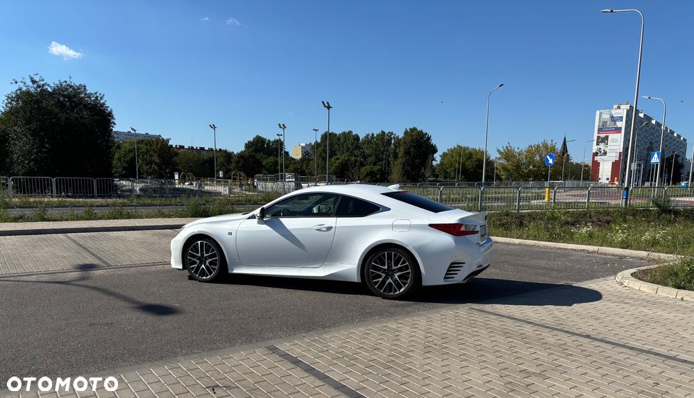 Lexus RC 200t / 300 F Sport - 3