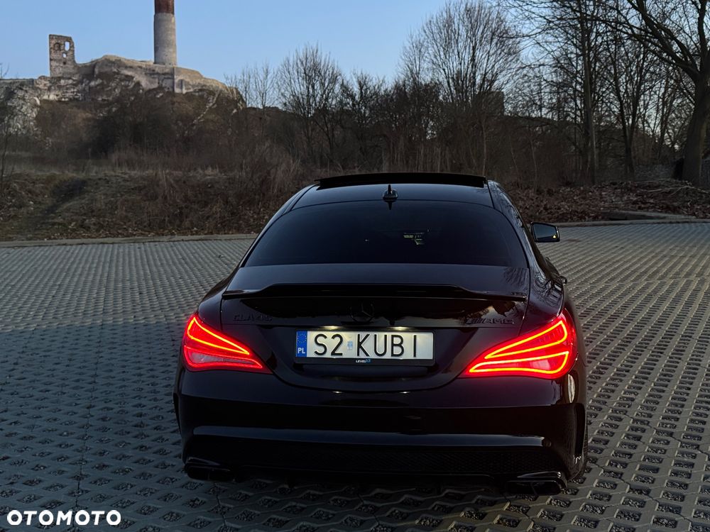 Mercedes-Benz CLA 45 AMG 4Matic 7G-DCT - 8