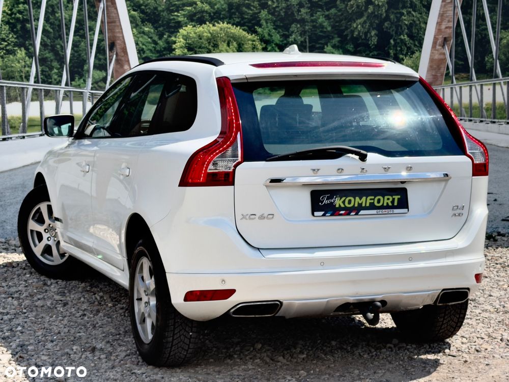 Volvo XC 60 D4 AWD Geartronic Summum - 7
