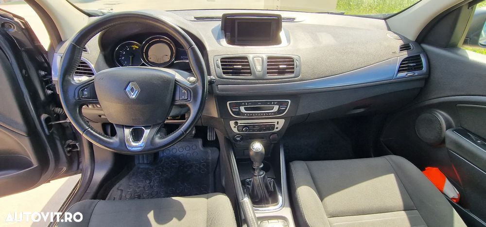 Renault Megane 1.5 dCi Expression - 9