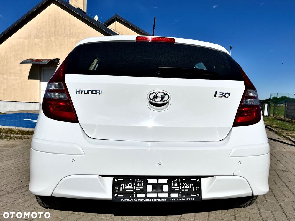 Hyundai i30 1.4 Team 08 - 6