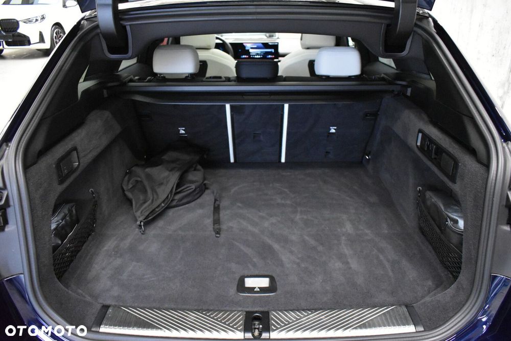 BMW Seria 5 - 24