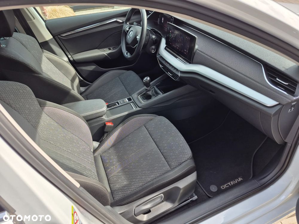 Skoda Octavia 1.5 TSI ACT Style - 9