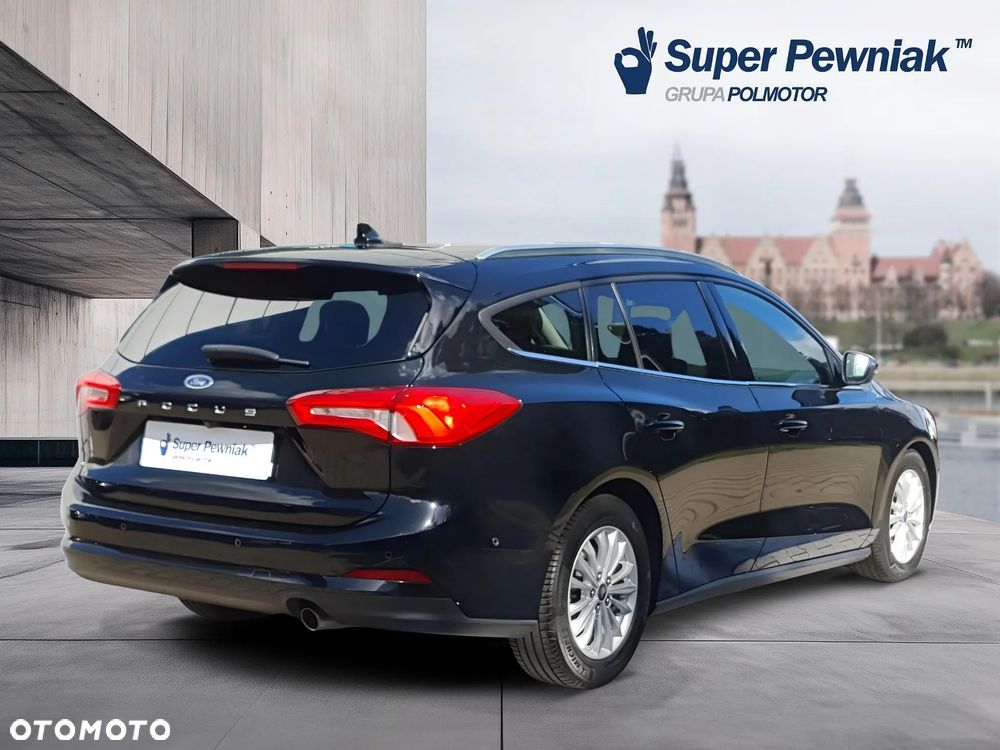 Ford Focus 1.5 EcoBoost Titanium - 5