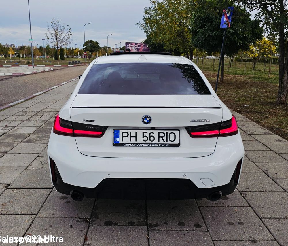 BMW Seria 3 330e xDrive AT PHEV - 31