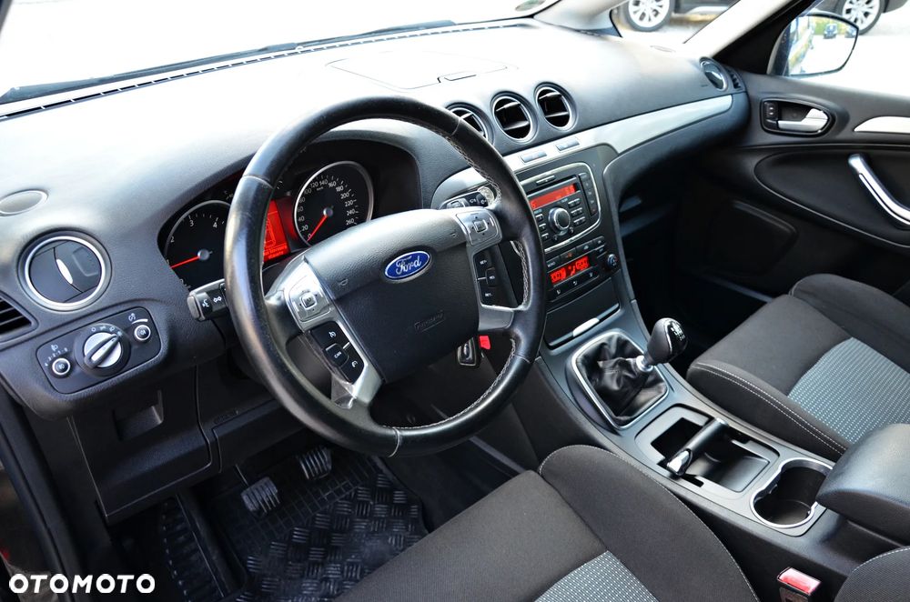 Ford S-Max 2.0 TDCi Ambiente - 29