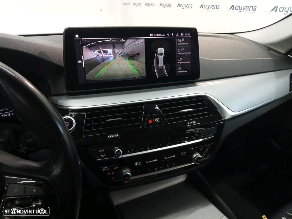 BMW 530 e - 8