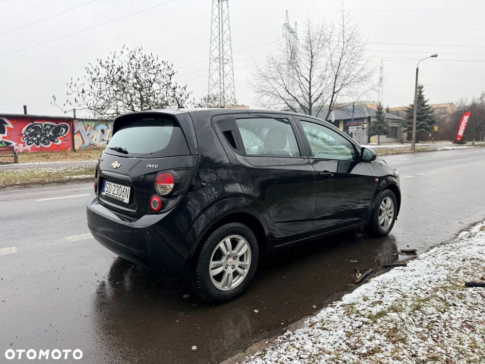 Chevrolet Aveo - 3