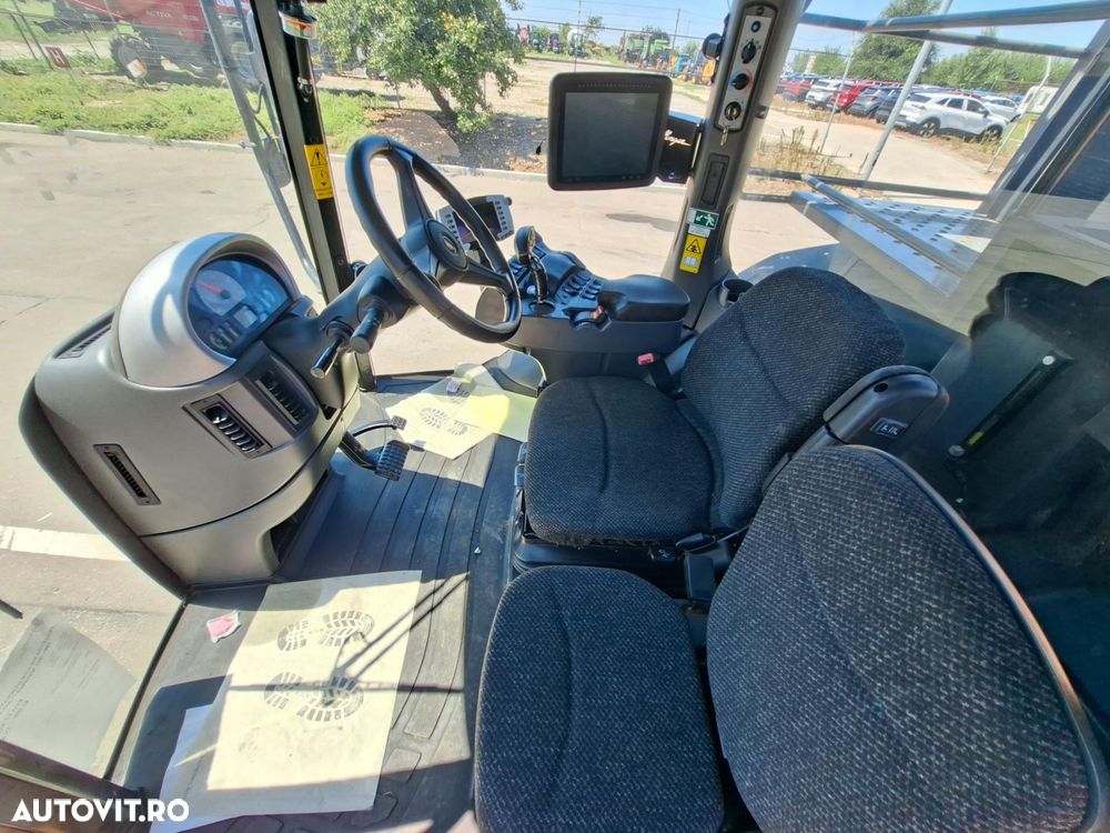 Challenger ROGATOR 635 SPRAYER - 34