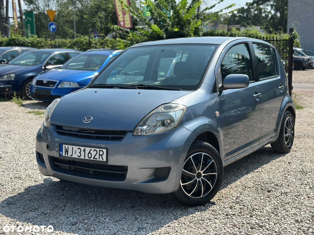 Daihatsu Sirion - 1