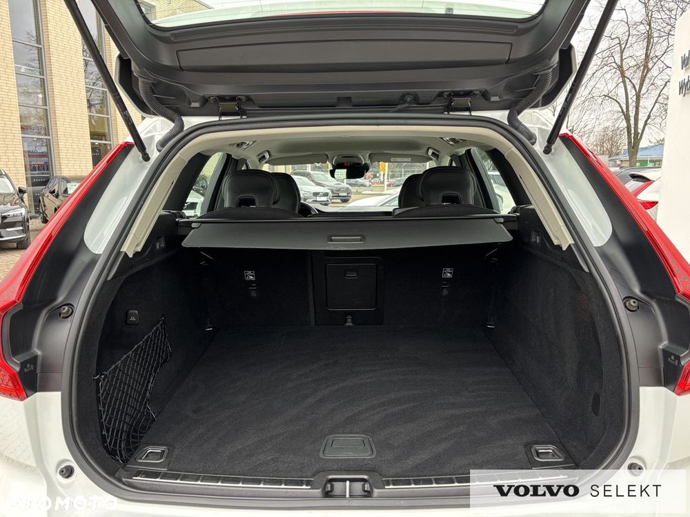 Volvo XC 60 - 21
