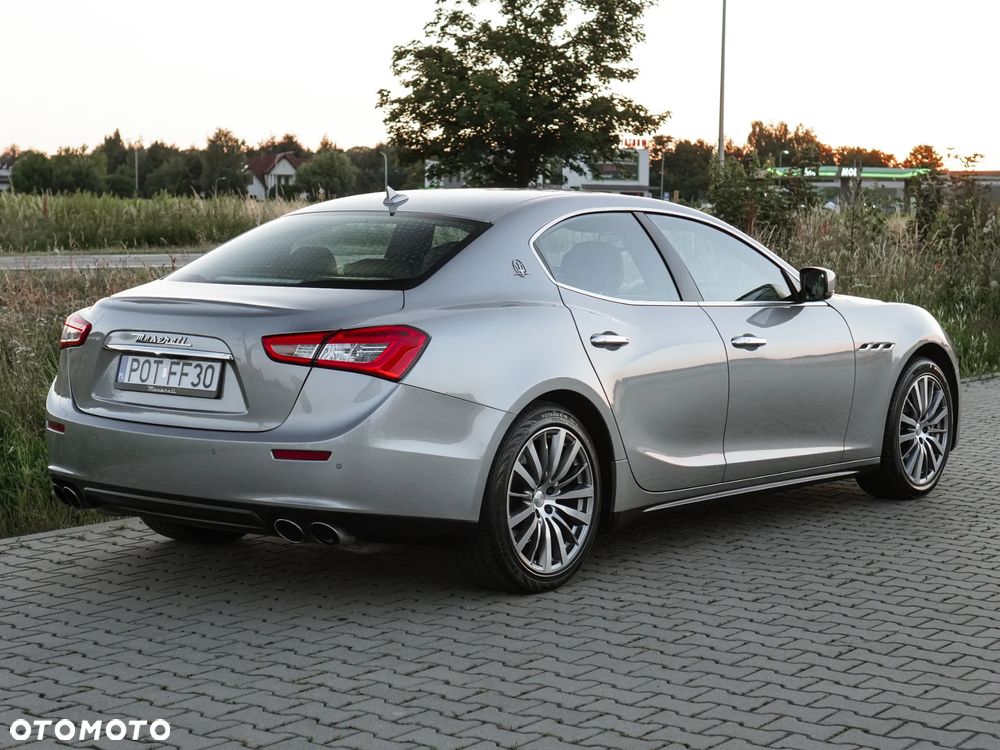 Maserati Ghibli Standard - 9