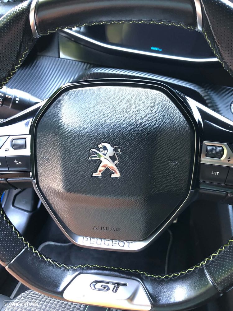 Peugeot e-208 GT Pack - 20
