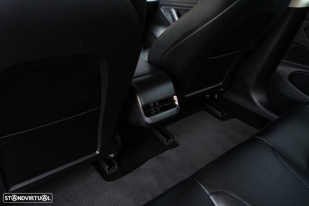 Tesla Model 3 Standard Range Plus RWD - 25