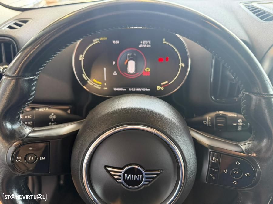 MINI Countryman Cooper SE ALL4 Auto - 9