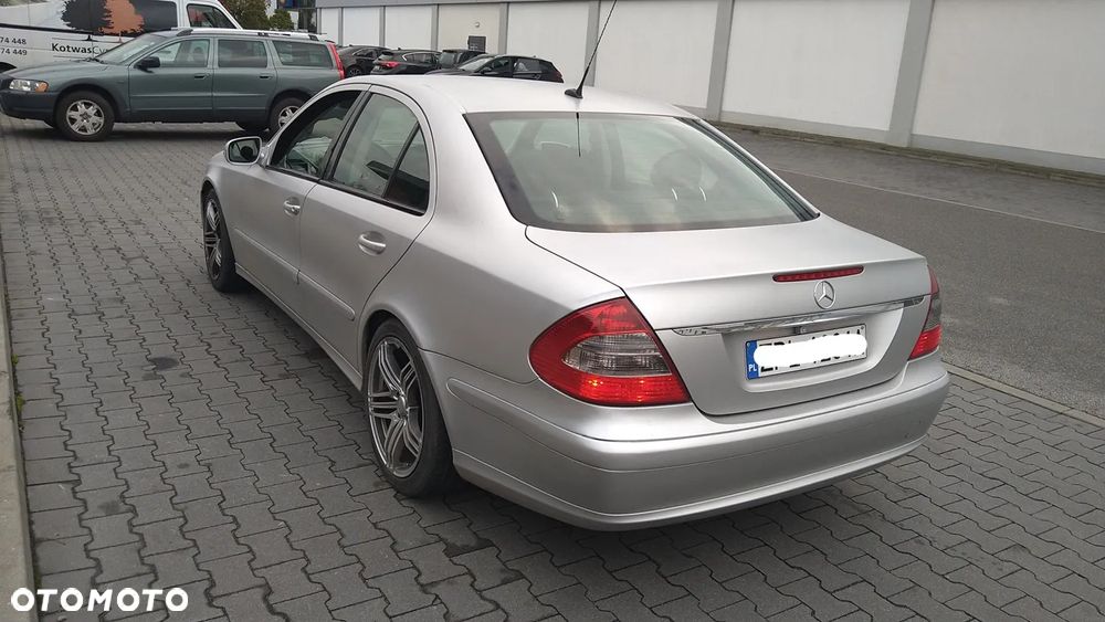 Mercedes-Benz Klasa E - 4