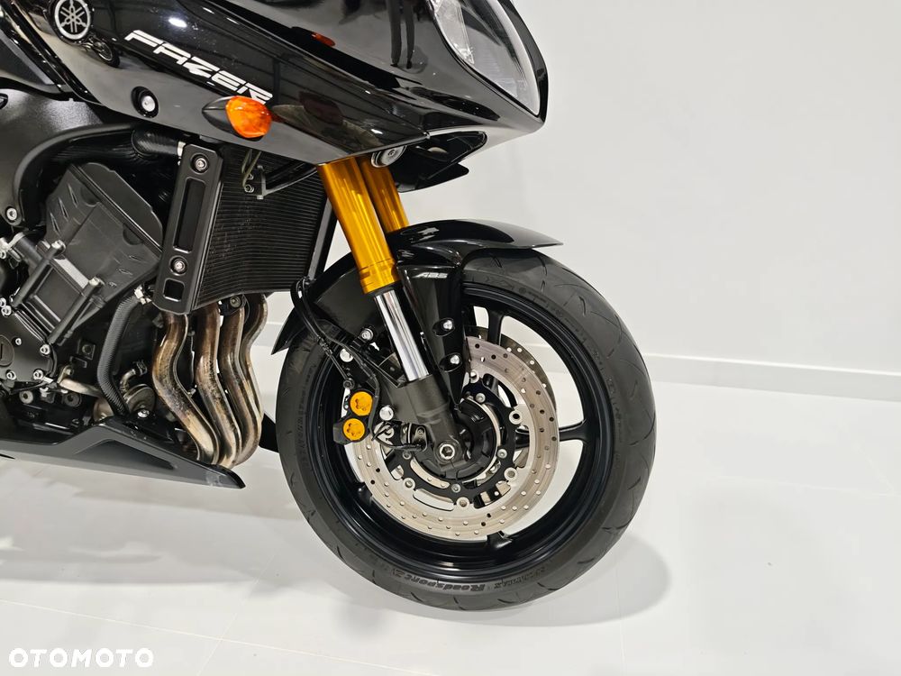 Yamaha FZ - 10
