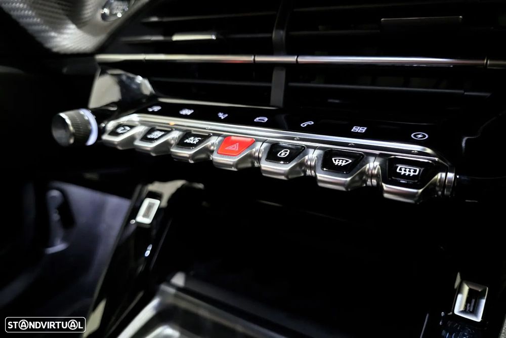 Peugeot e-2008 50 kWh GT Pack - 23