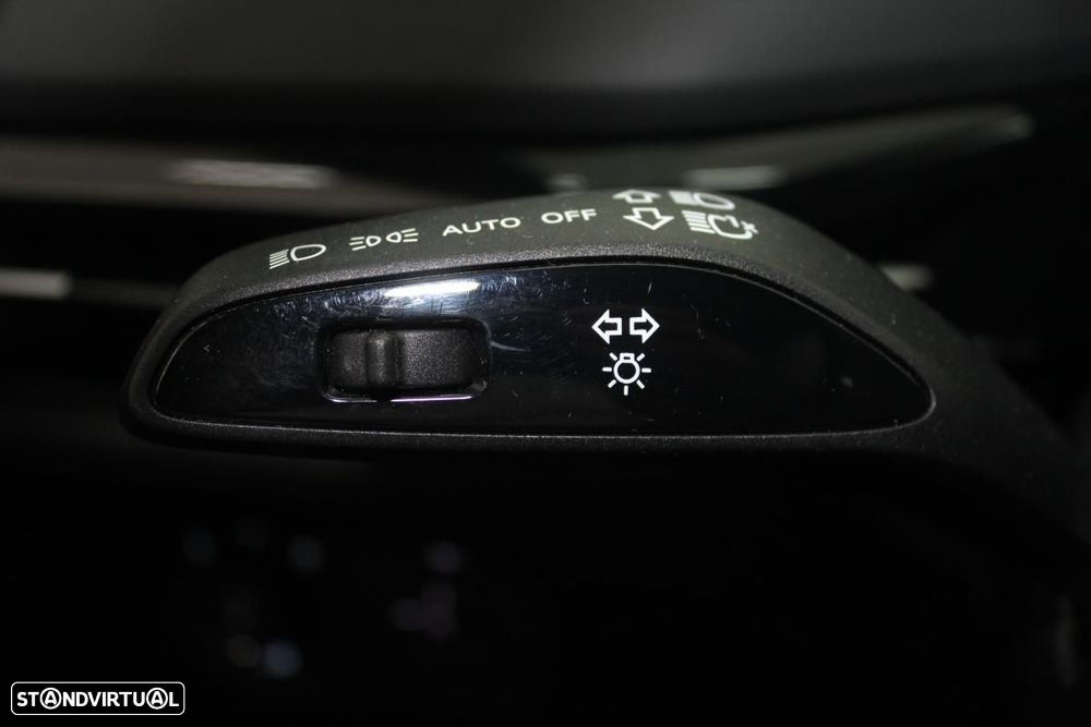 MG MG4 77 kWh Extended Range Luxury - 17