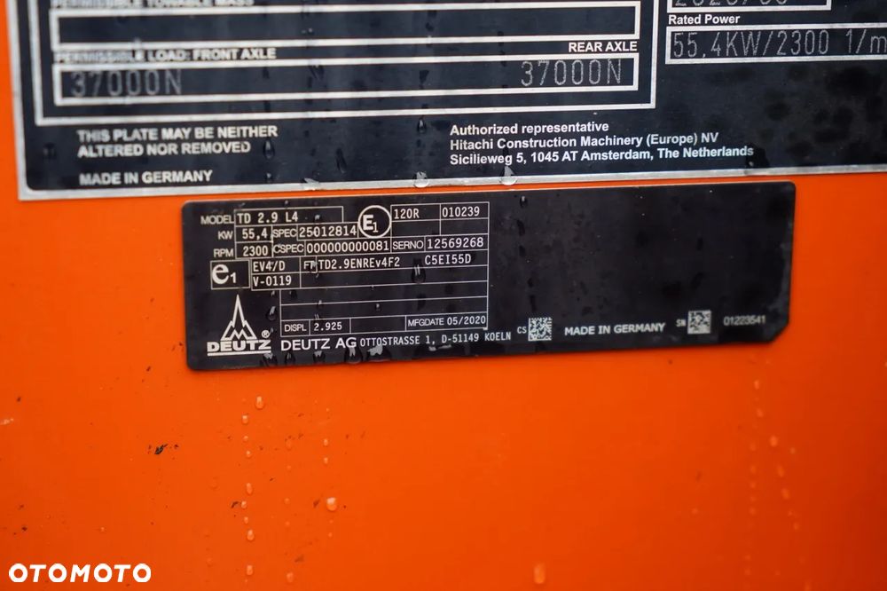 Hitachi ZW95 / ŁADOWARKA KOŁOWA / 2020 R / WIDŁY DO PALET - 39