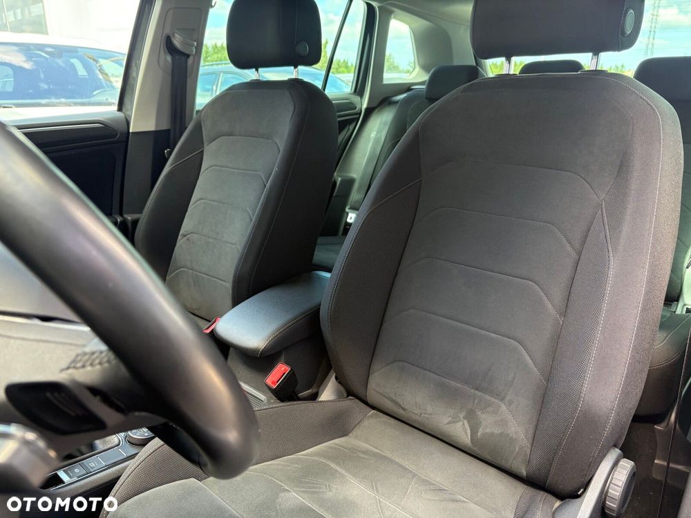 Volkswagen Tiguan - 13