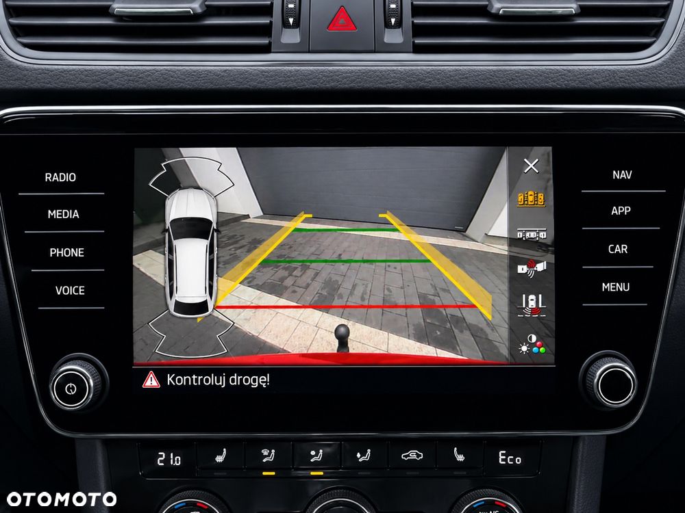 Skoda Superb 1.4 TSI Plug-In Hybrid Sportline DSG - 25