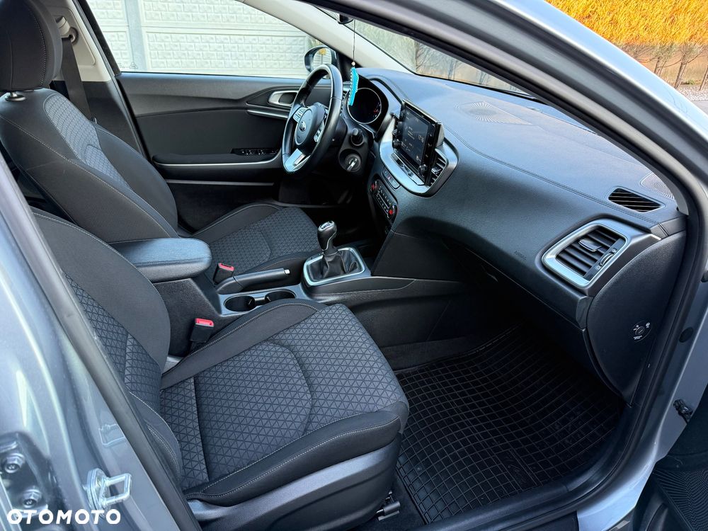 Kia Ceed 1.4 T-GDI L - 16