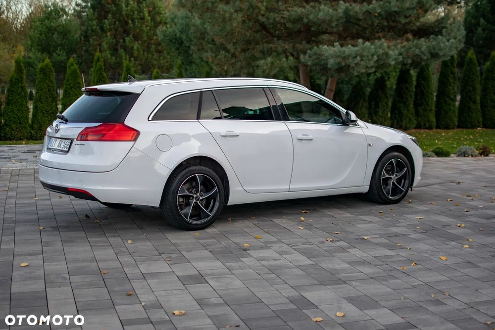 Opel Insignia - 22