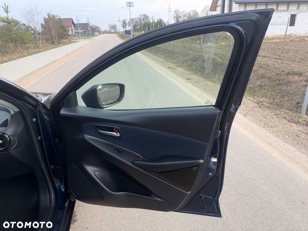 Mazda 2 SKYACTIV-D 105 Sports-Line - 32