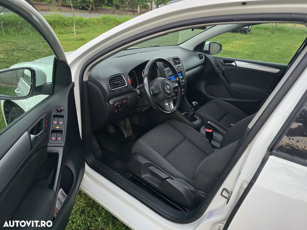 Volkswagen Golf 1.6 TDI DPF BlueMotion - 8