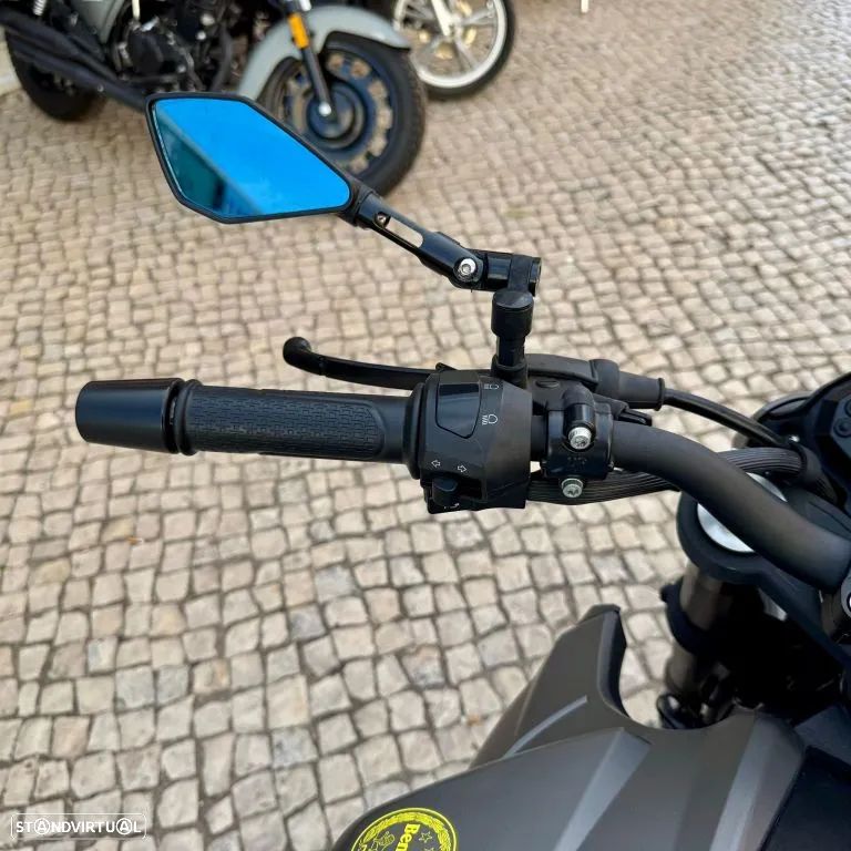 Benelli BN 125 - 13