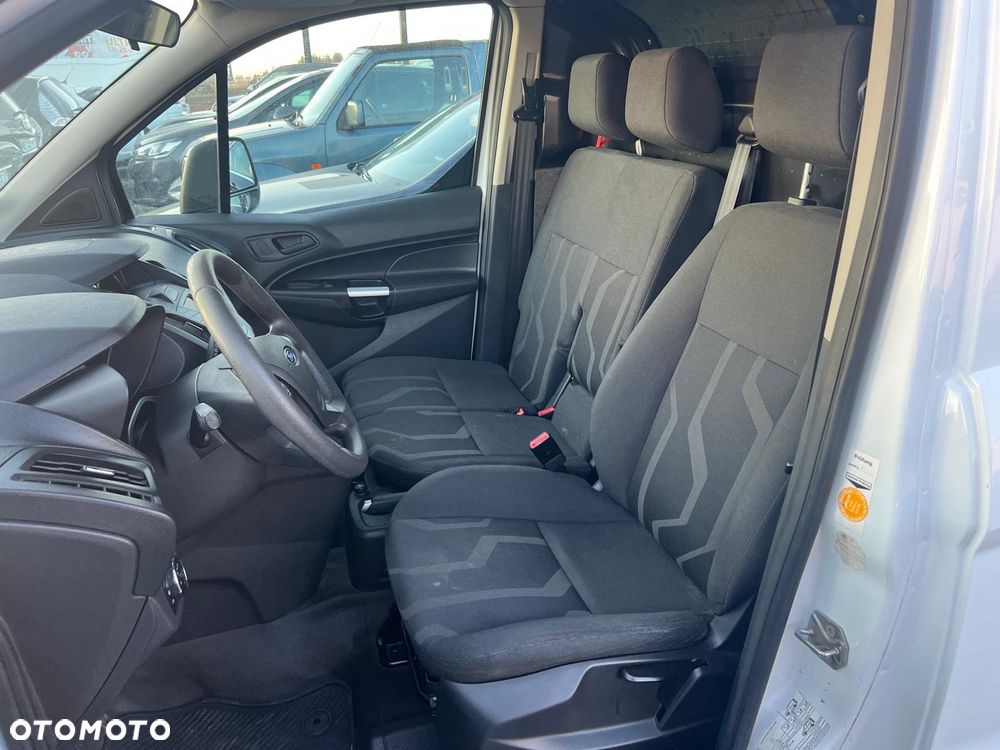 Ford Transit Connect - 18