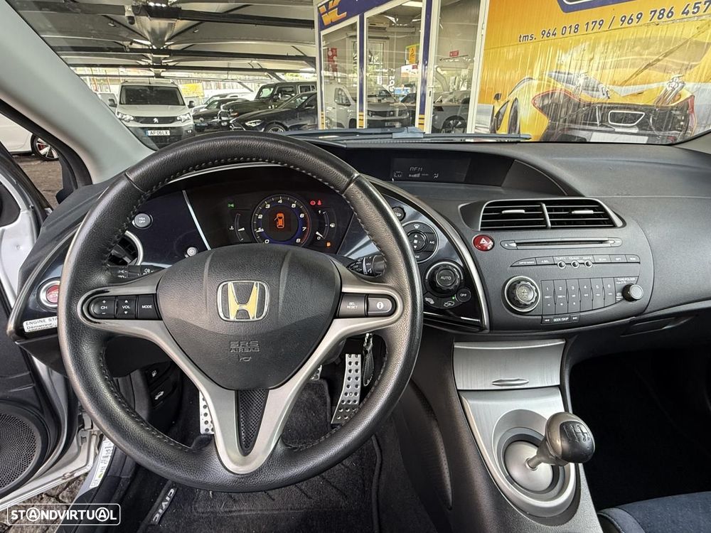 Honda Civic 1.4 Comfort - 19