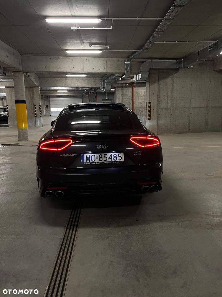 Kia Stinger 3.3 T-GDI V6 GT AWD - 25