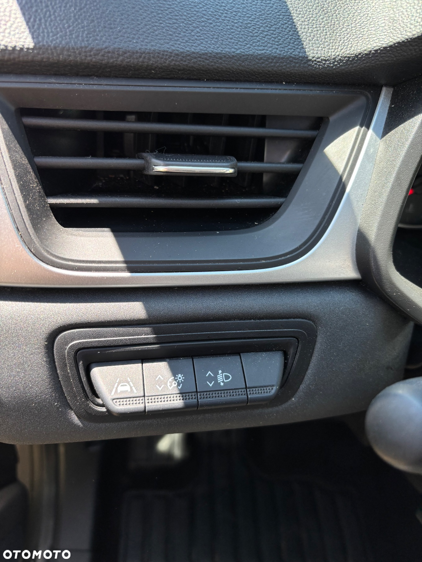 Renault Captur - 19
