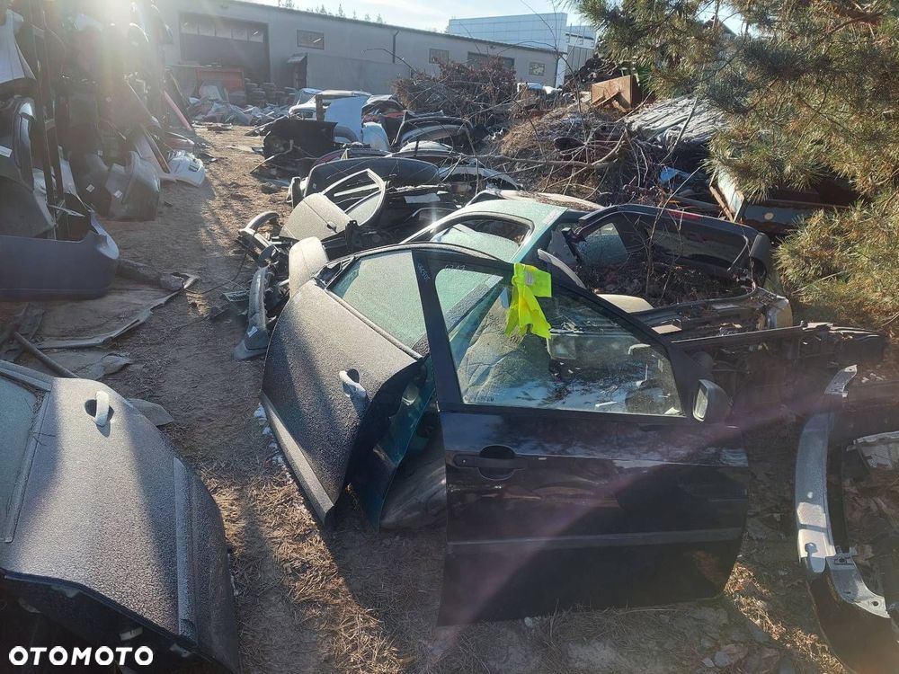 DRZWI KOMPLETNE PRAWY PRZÓD FORD FIESTA MK5 84 - 5